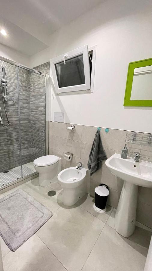 Al Quattordici Apartment Brindisi Ngoại thất bức ảnh