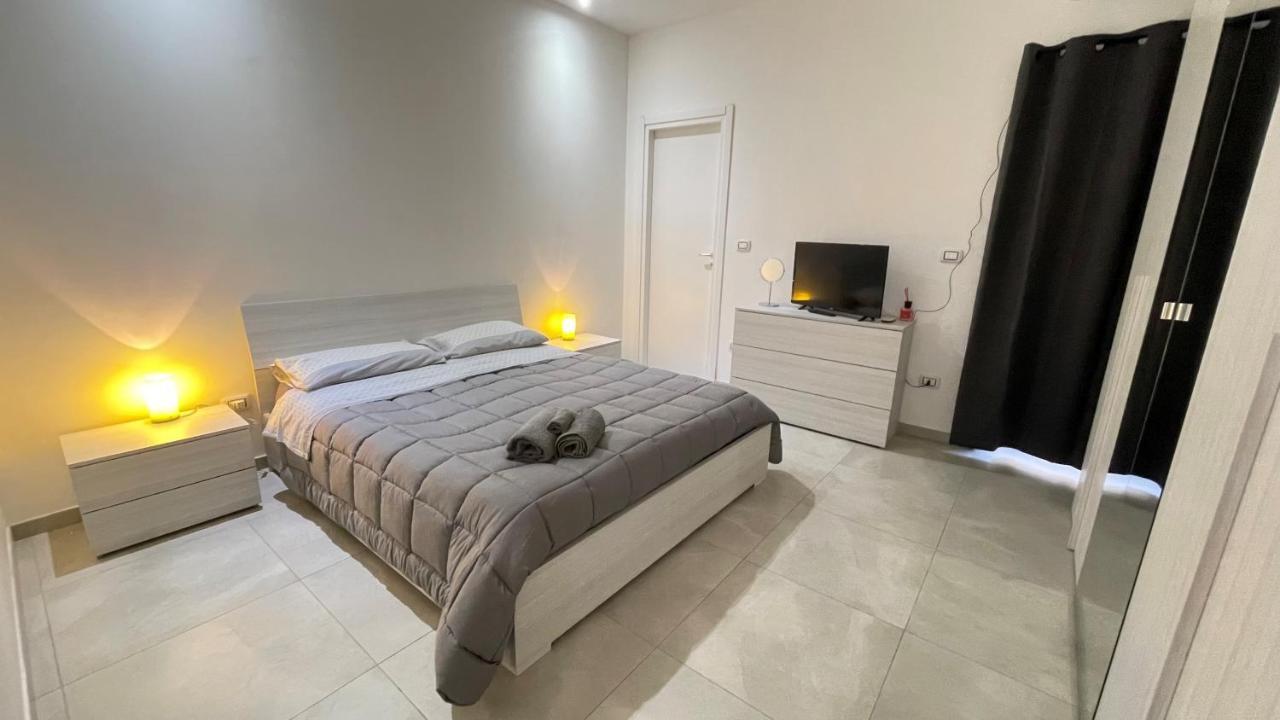 Al Quattordici Apartment Brindisi Ngoại thất bức ảnh