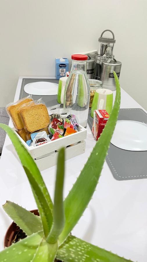Al Quattordici Apartment Brindisi Ngoại thất bức ảnh