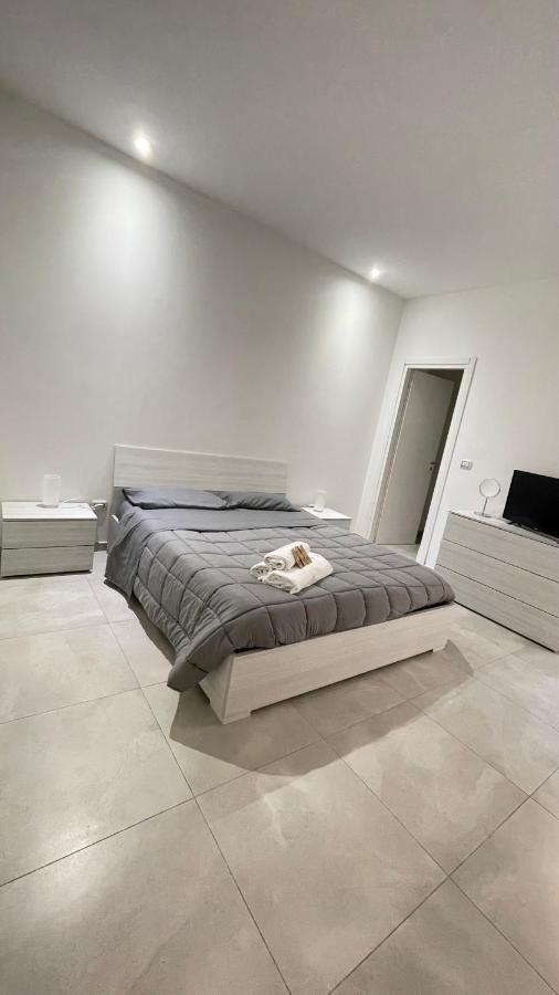 Al Quattordici Apartment Brindisi Ngoại thất bức ảnh